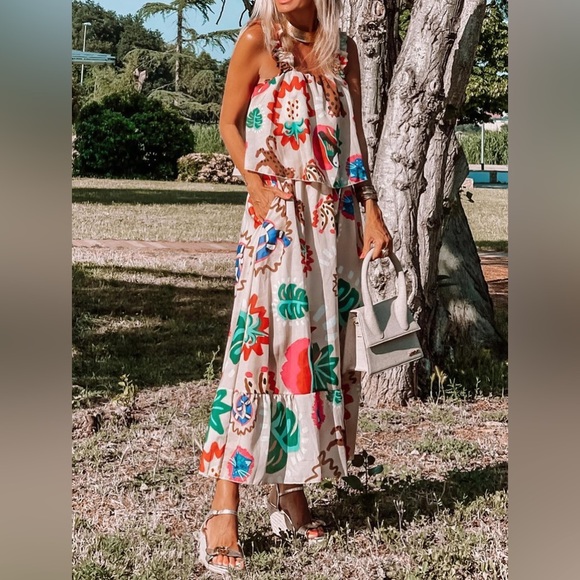 Printed Ruffle Hem Layered Dress - Picture 2 of 4